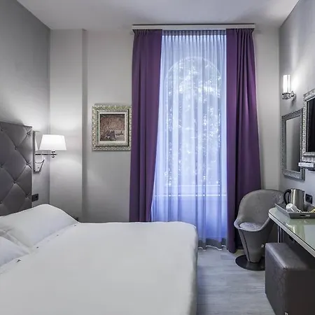 Moderno Otel 4*