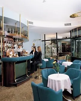 Otel Moderno 4*