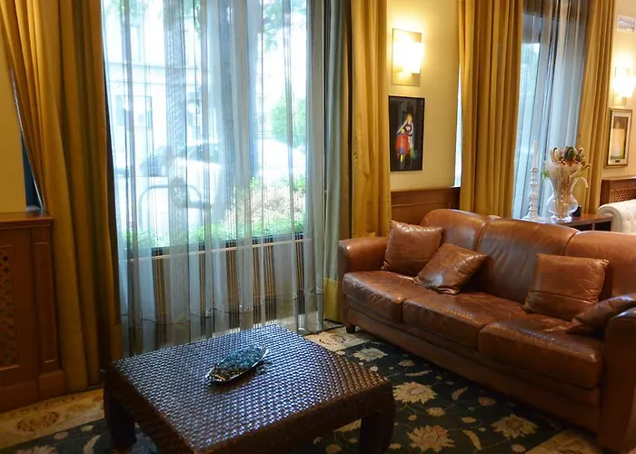 Moderno 4* Pavia