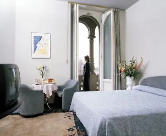 Hotel Moderno